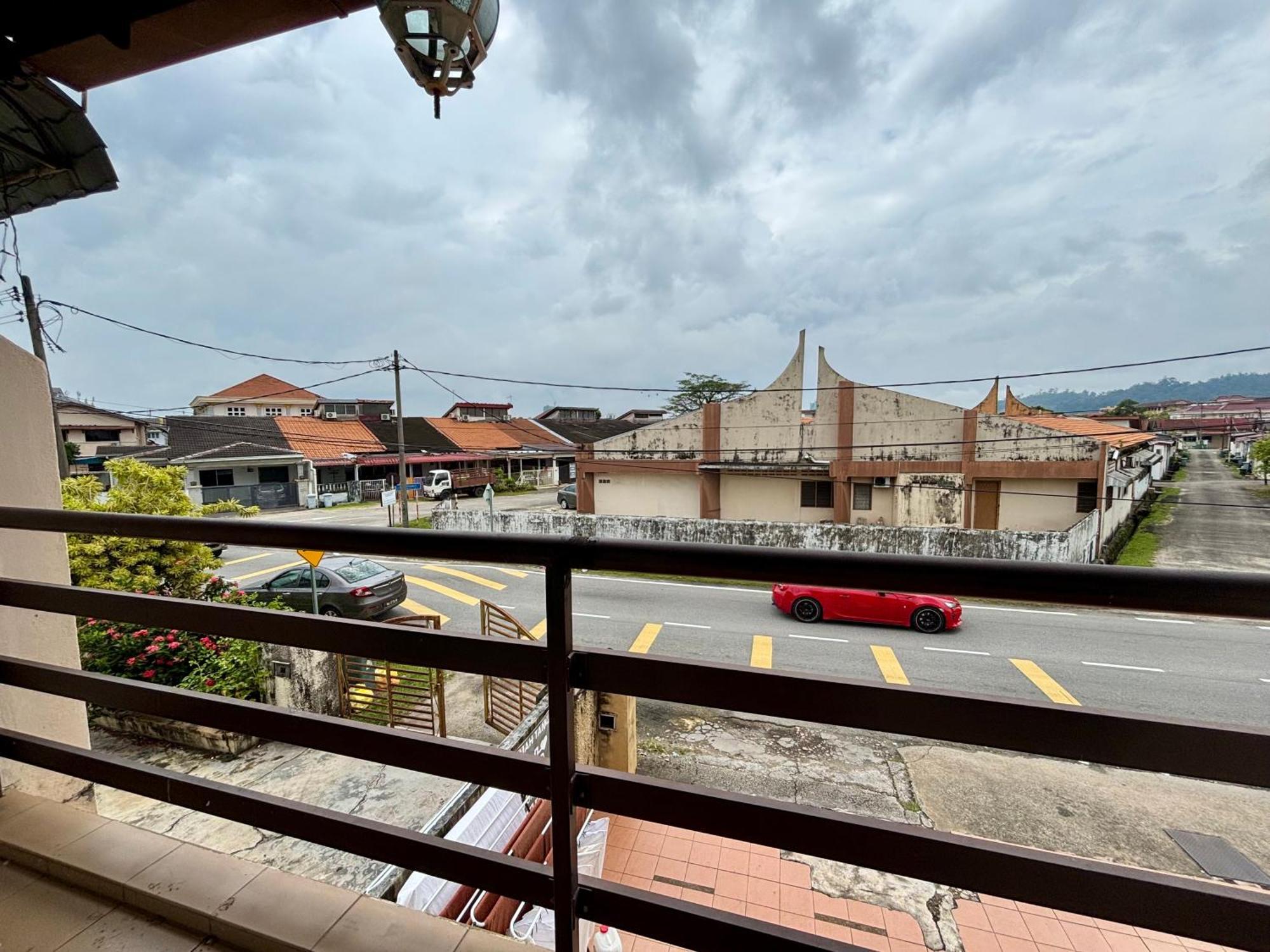 Meng Meng Guesthouse Kuantan Ngoại thất bức ảnh