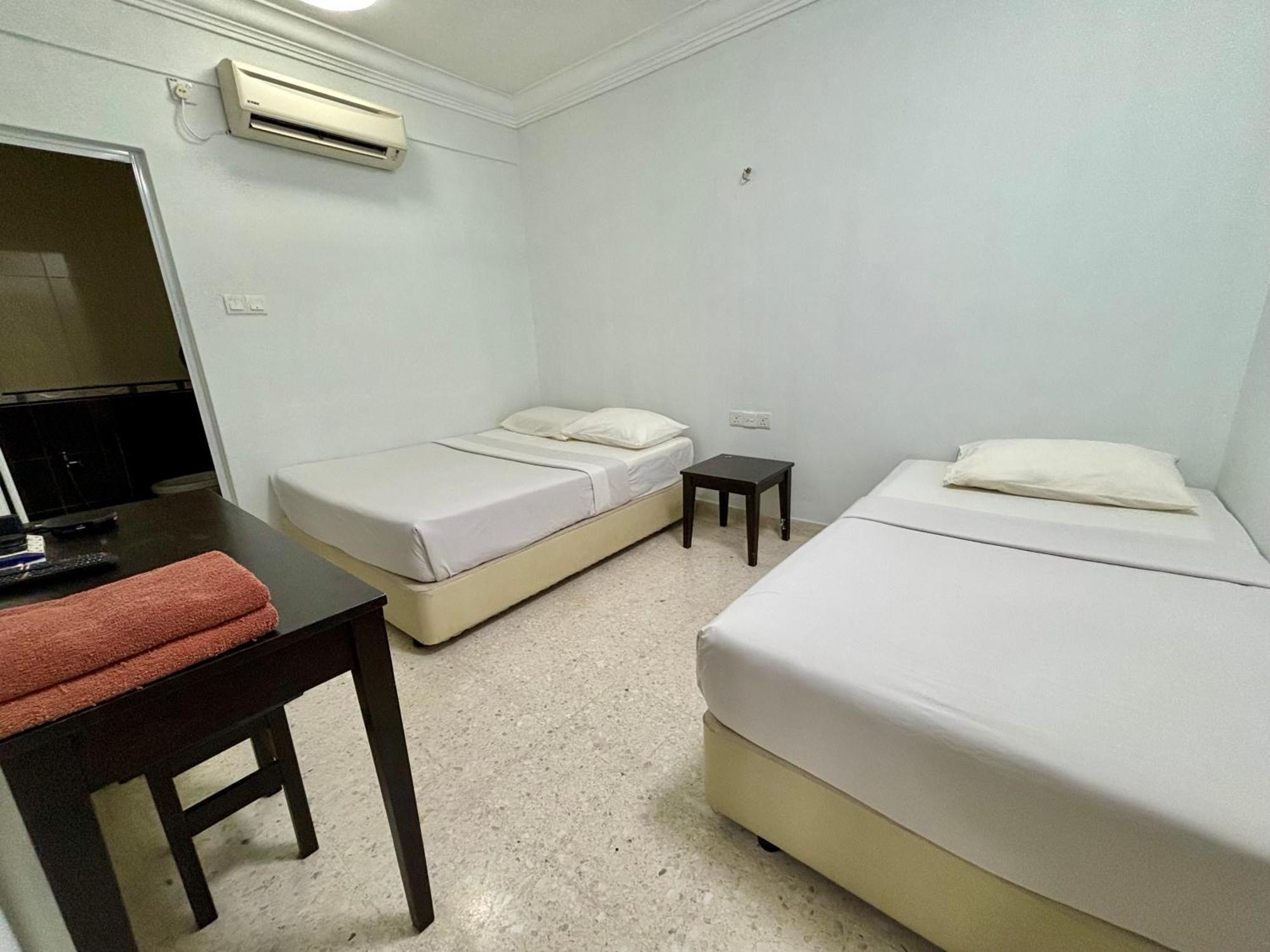 Meng Meng Guesthouse Kuantan Ngoại thất bức ảnh
