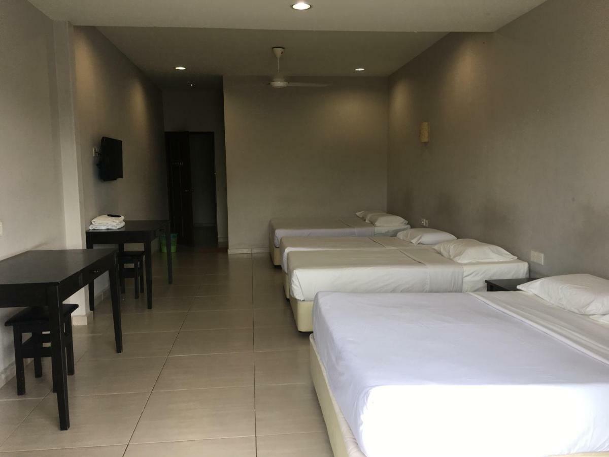 Meng Meng Guesthouse Kuantan Ngoại thất bức ảnh